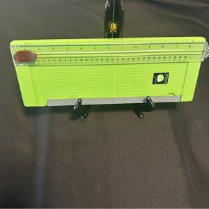 Green Provo Craft Cricut Adjustable Paper Measuring & Cutting Board